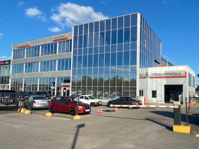 Автосалон «Mitsubishi»